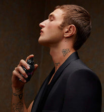 Load image into Gallery viewer, valentino uomo born in roma extradose parfum for mens - alwaysspecialgifts.com