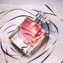 Load image into Gallery viewer, le vie est belle by lancome  3pcs gift set edp 3.4oz , edp 1.ooz , edp .014 - alwaysspecialgifts.com