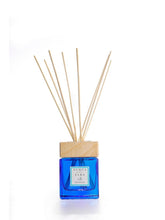 Load image into Gallery viewer, notte de estate fragrance  acqua dell elba reed diffuser 200ml - alwaysspecialgifts.com