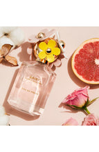 Load image into Gallery viewer, daisy eau so fresh marc jacobs eau de toilette 4.2oz - alwaysspecialgifts.com