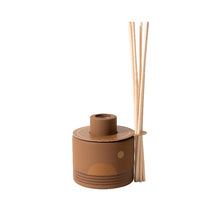 Load image into Gallery viewer, dusk sunset reed diffuser 3.75oz - alwaysspecialgifts.com