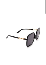 Load image into Gallery viewer, gucci grey square ladies sunglasses - alwaysspecialgifts.com