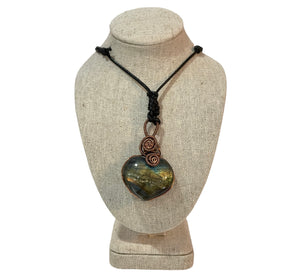 Labradorite dragons heart shape necklace natural stone - alwaysspecialgifts.com