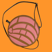 Load image into Gallery viewer, concha crossbody bag in vynil - alwaysspecialgifts.com