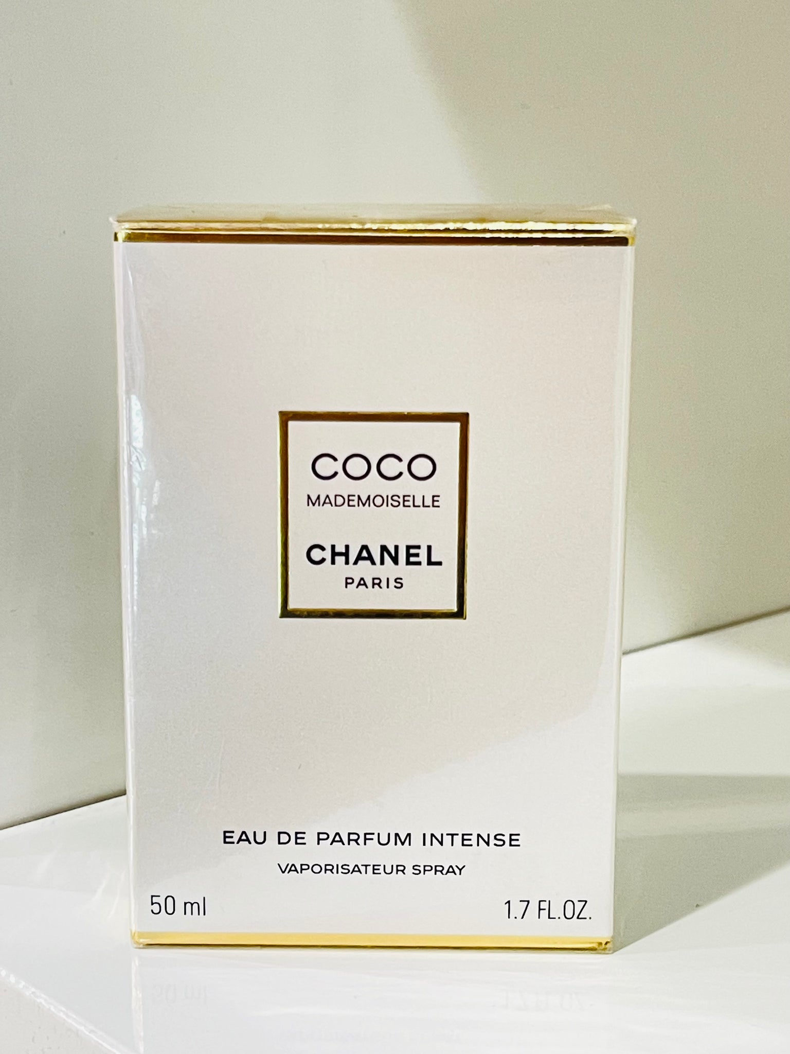 chanel noir x